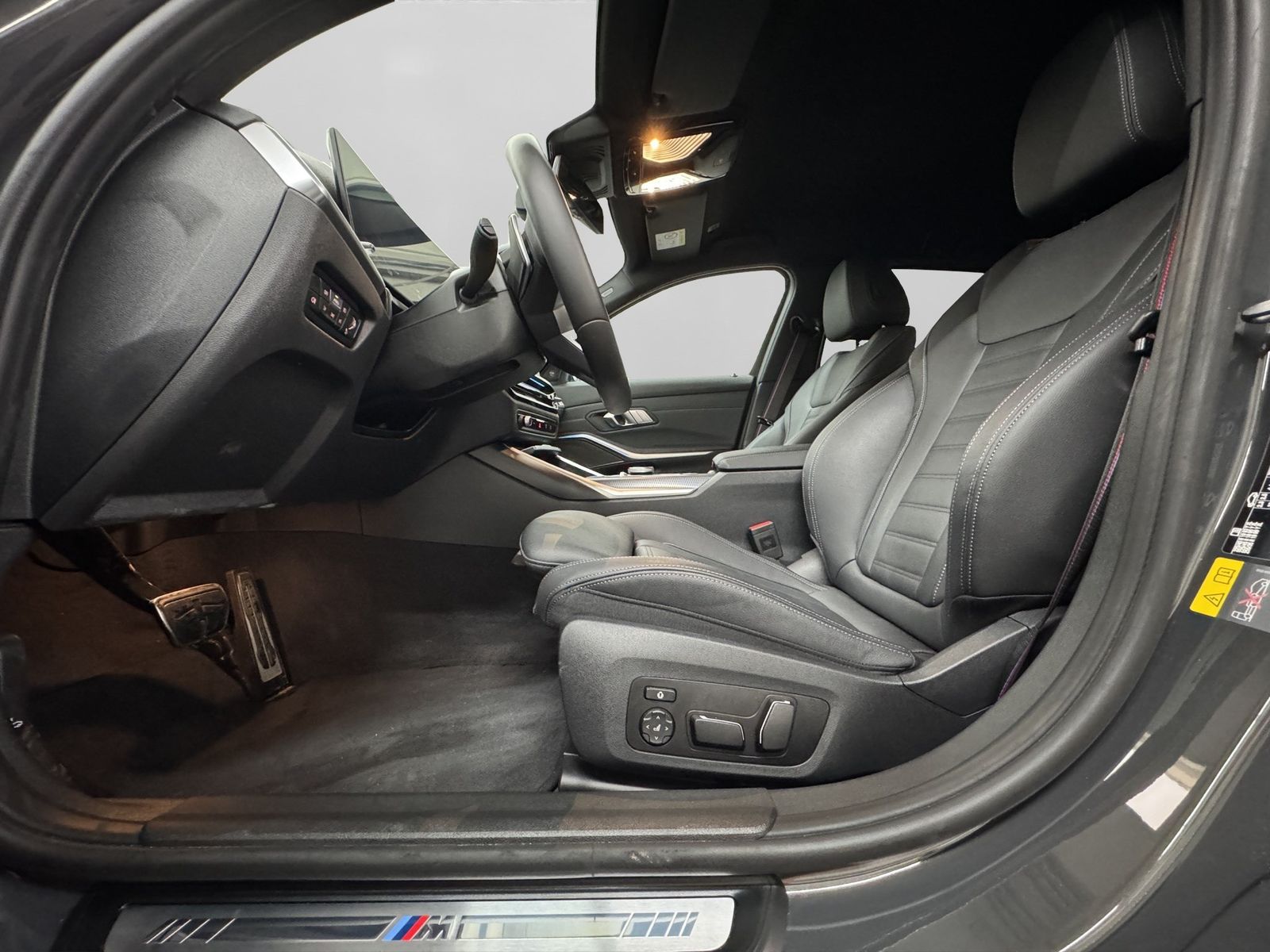 BMW 330e xDrive Touring M Sportpaket Head-Up DAB