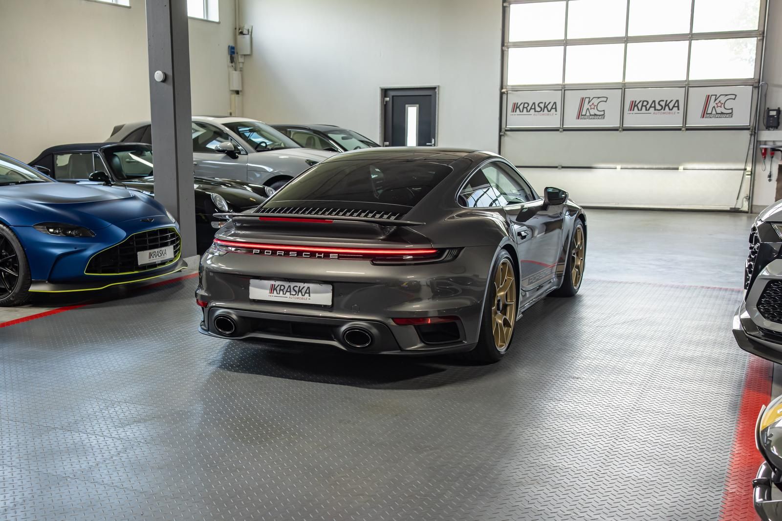 Porsche 992.1 Turbo PDLS+ PANO BURMESTER LIFT SPORT-AGA