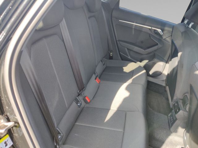 Audi A3 Sportback 40 TFSIe AHK