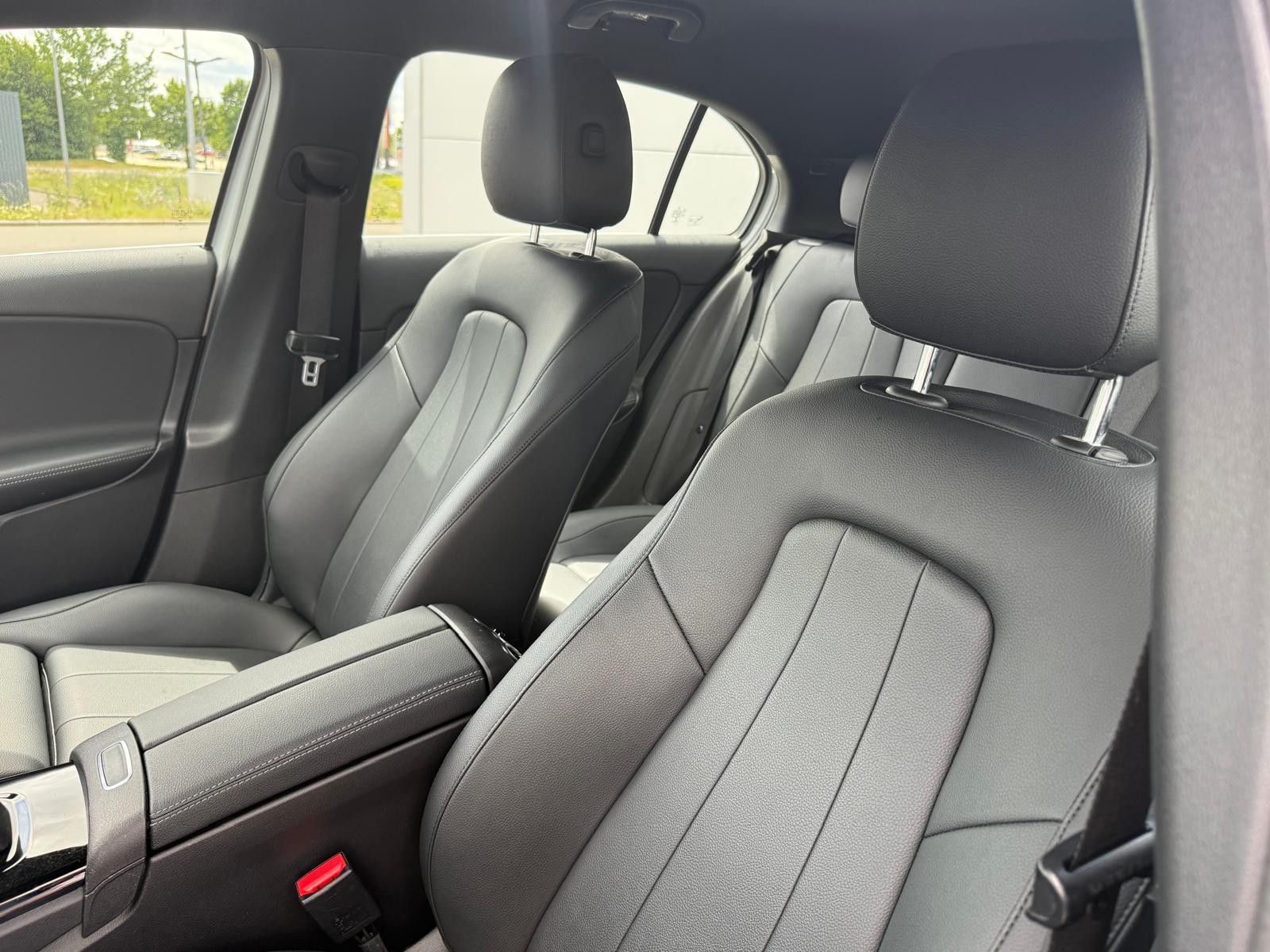 Mercedes-Benz A 200 7G-DTC Advanced - Samsaru's Car Outlet