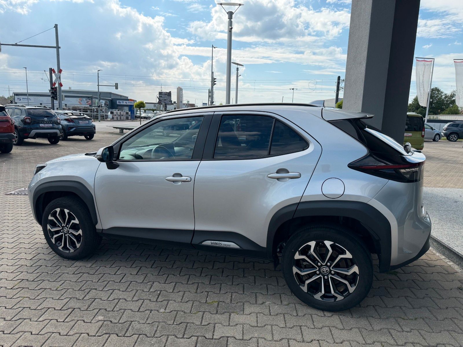 Toyota Yaris Cross 1.5l Hybrid Style*SHZ,Navi,PDC v+h*