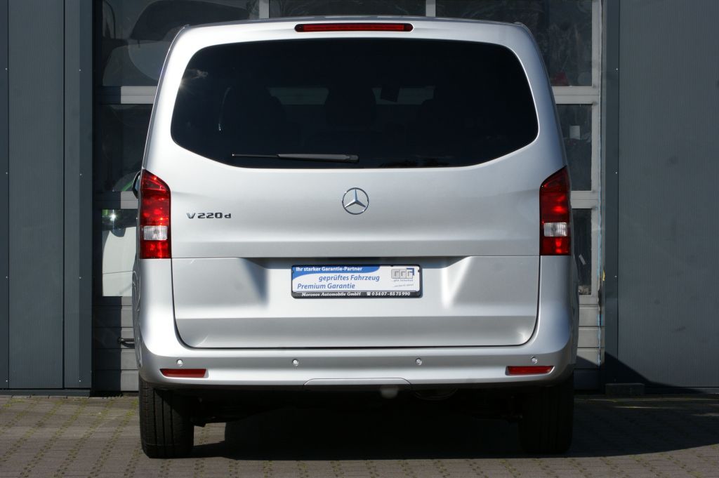 Mercedes-Benz V 220 d 9G-TRONIC - Samsaru's Car Outlet
