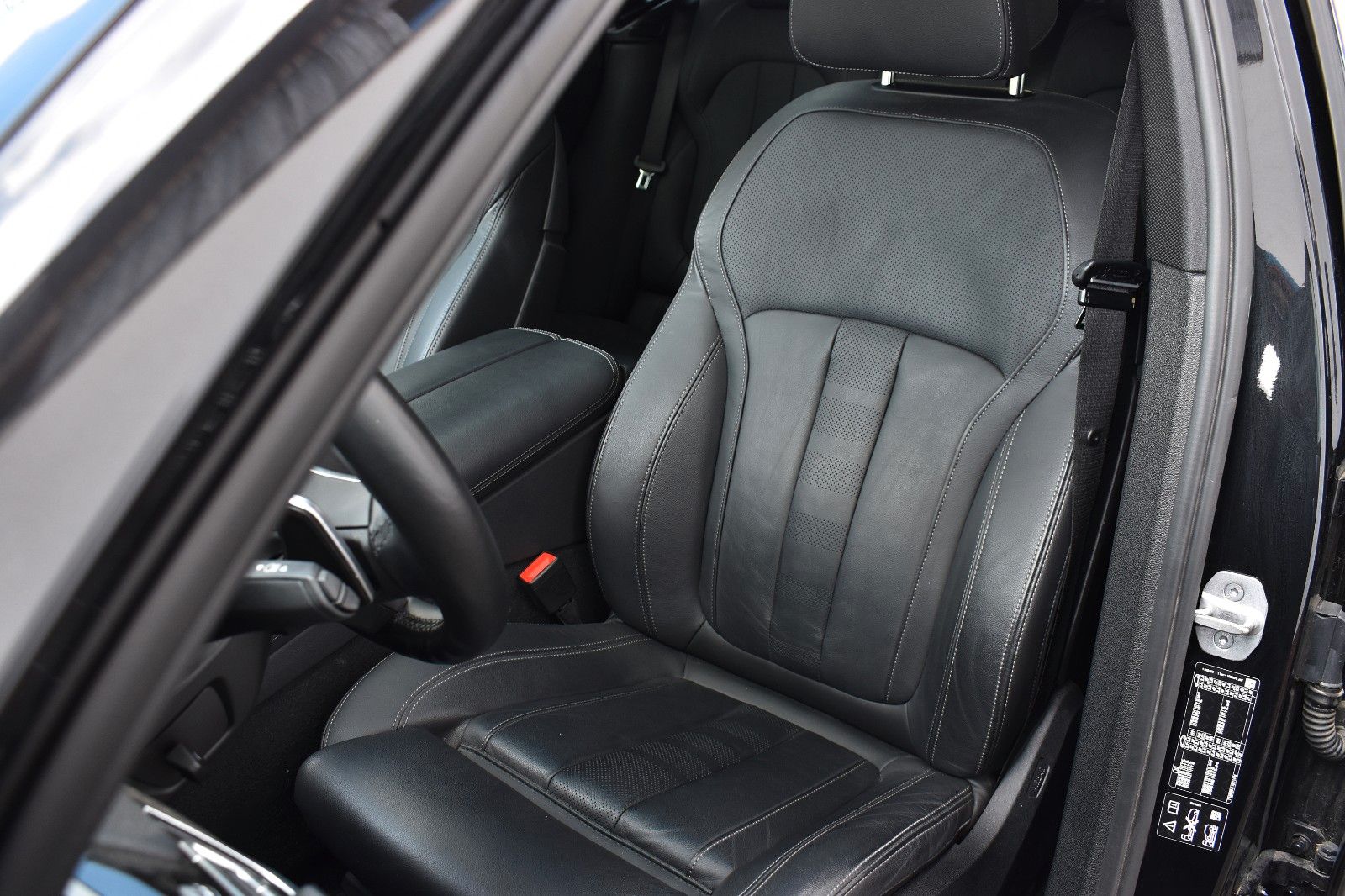 BMW X6 40d M-Sport Laser/Airmatic/ACC/Pano/Soft-C/22