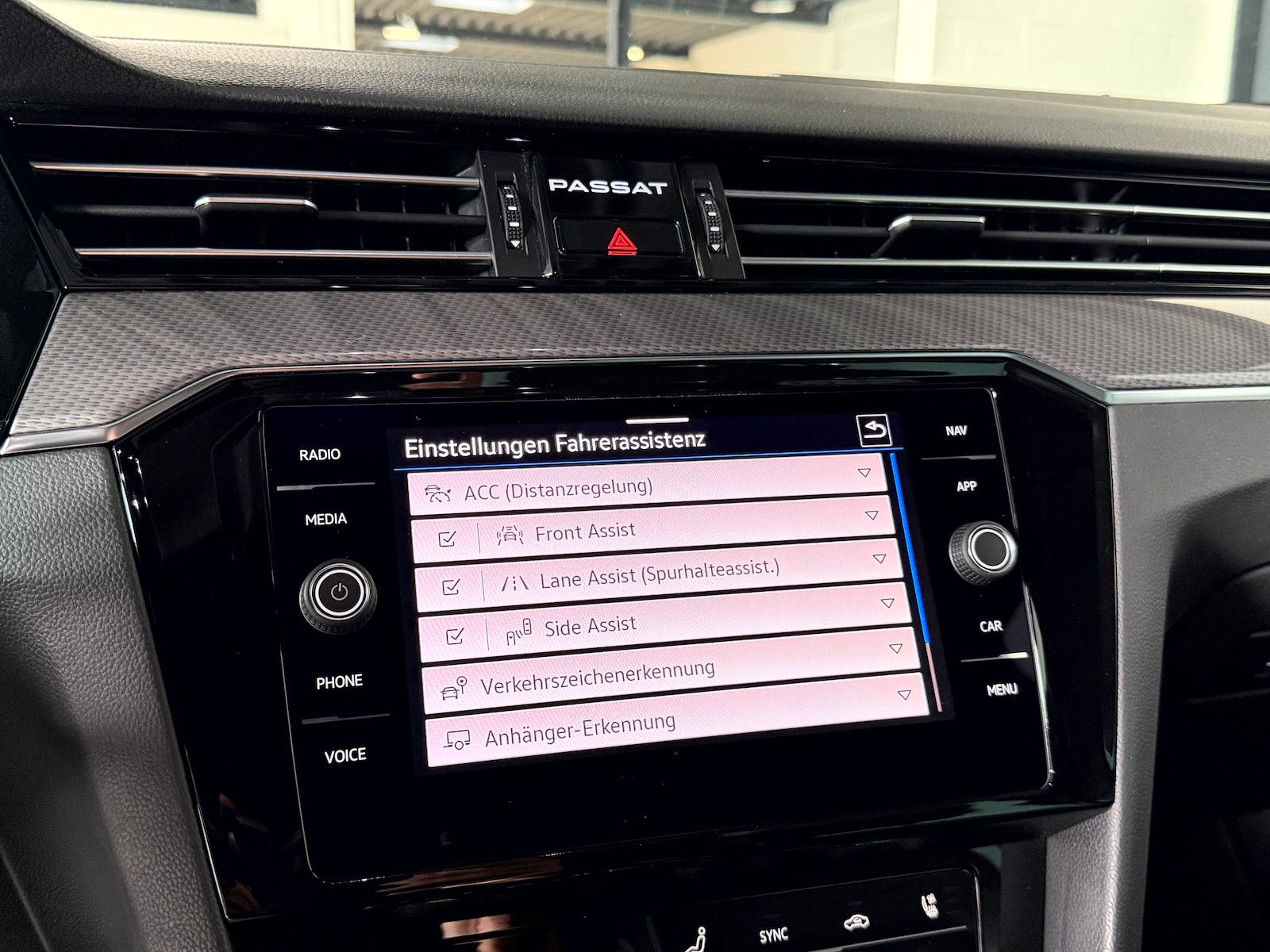 Volkswagen Passat Alltrack Variant 2.0 TDI DSG*Pano*AHK*IQ*