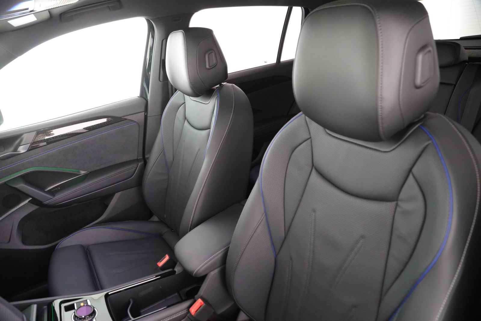 Volkswagen Tiguan 2.0 TDI DSG 4MOTION R-Line BLACK STYLE