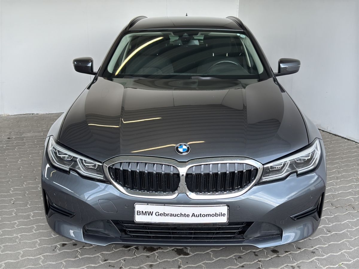 BMW 320dA Tour - Samsaru's Car Outlet