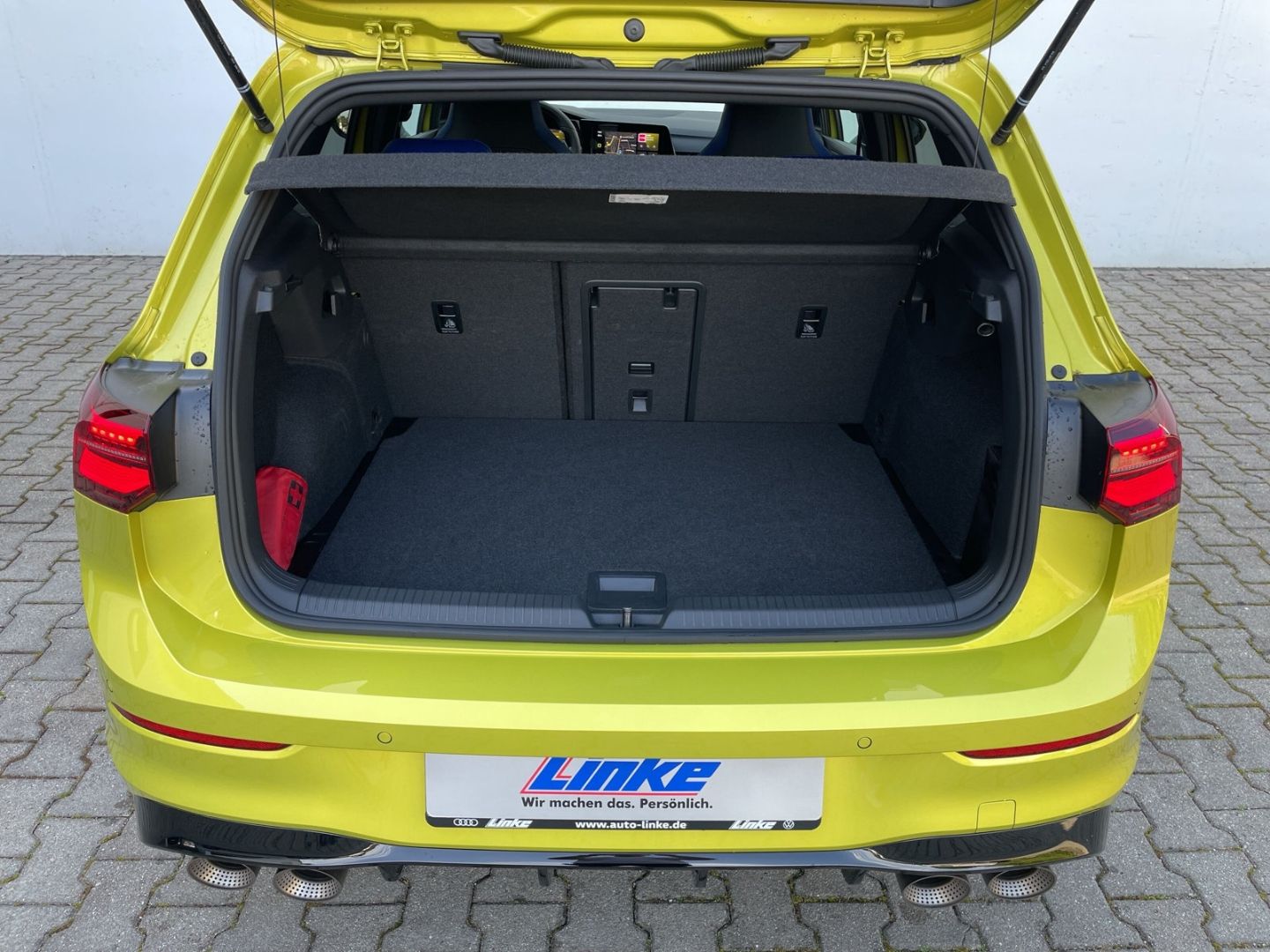 Volkswagen Golf R 333 2.0 TSI DSG 4Motion - Samsaru's Car Outlet