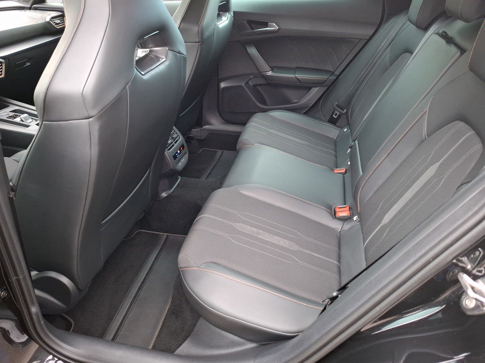 Cupra Formentor VZ 2.0 TSI DSG 4Drive AHK/ E-SITZE / B