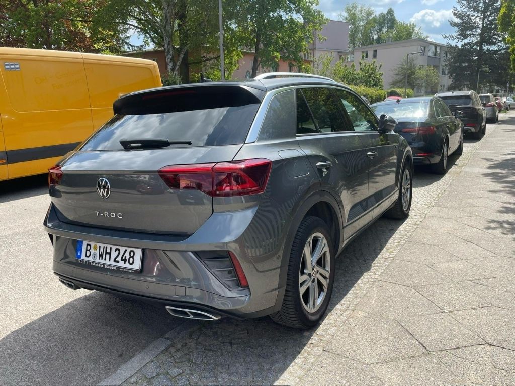 Volkswagen T-Roc 1.5 TSI R-Line - Samsaru's Car Outlet