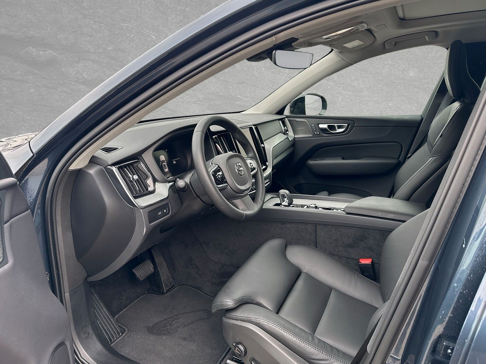 Volvo XC60 T6 Plug-in Hybrid AWD Plus Dark AHK ACC SD