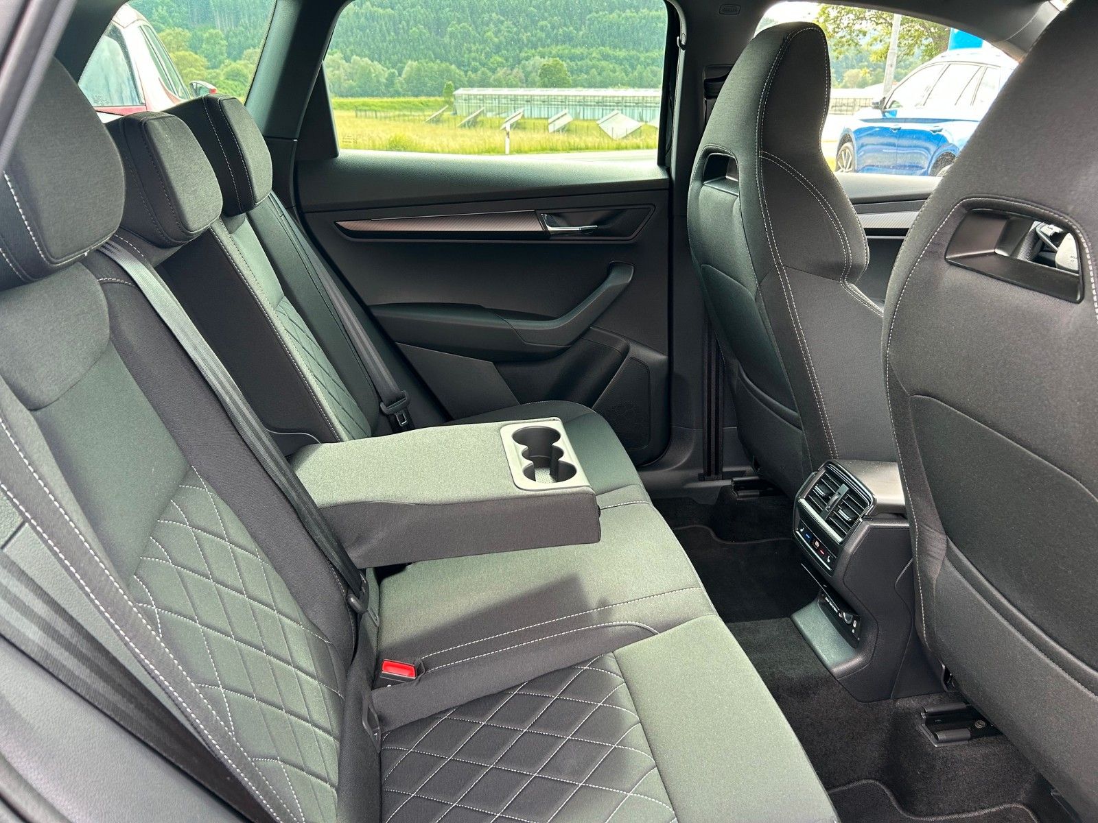 Skoda Karoq FL 1.5 DSG Sportline AHK 1.5Assist+ 5JGara