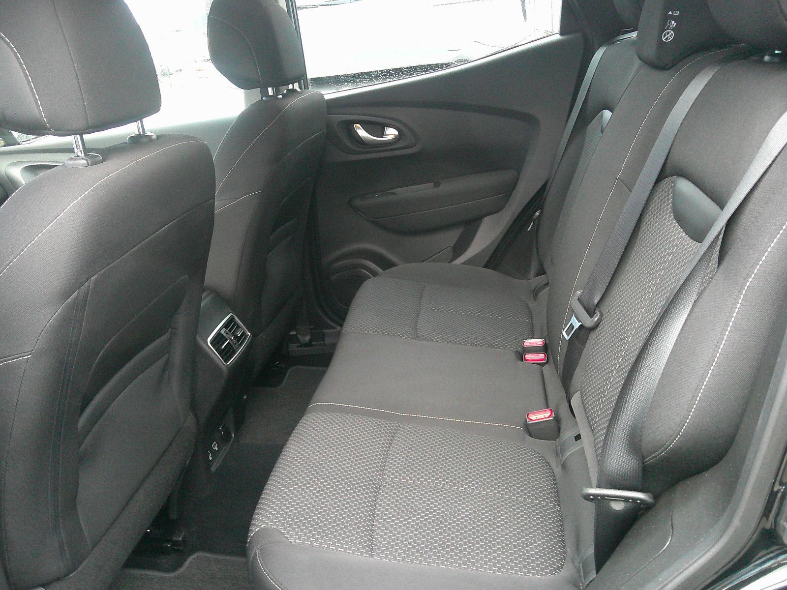 Renault Kadjar Business Automatik Edition - Samsaru's Car Outlet