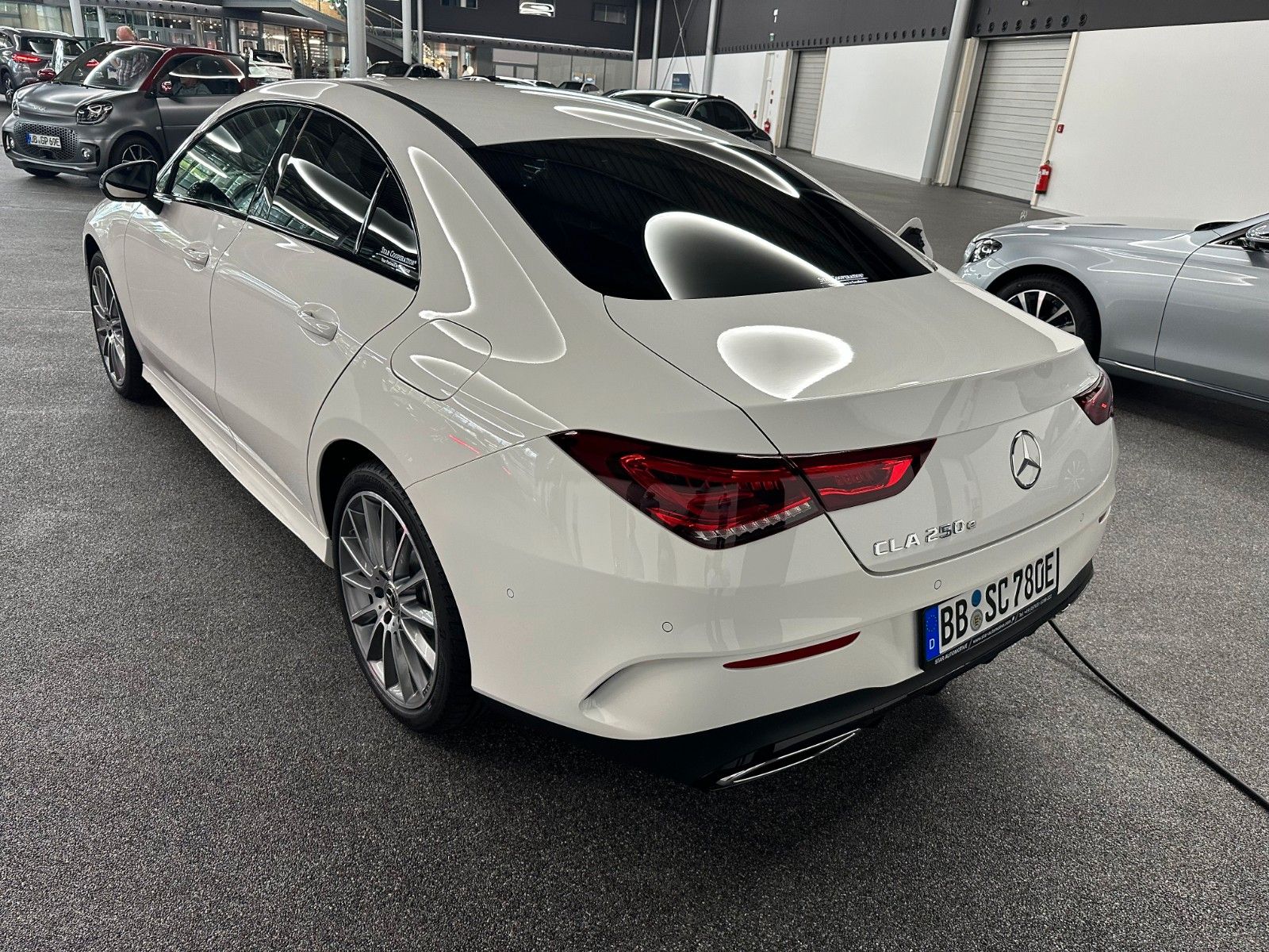 Mercedes-Benz CLA 250 e Coupé AMG Line - Samsaru's Car Outlet