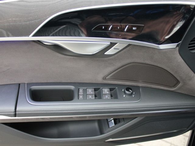 Audi A8 60 TFSIe quattro ASSISTENZ PLUS - Samsaru's Car Outlet