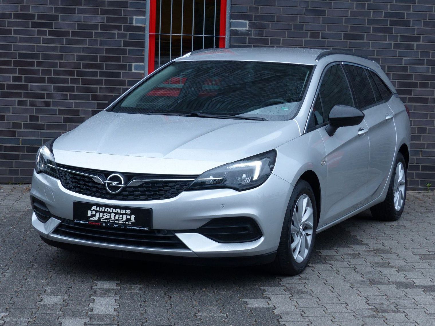 Opel Astra K Sports Tourer BusinessElegance - Samsaru's Car Outlet