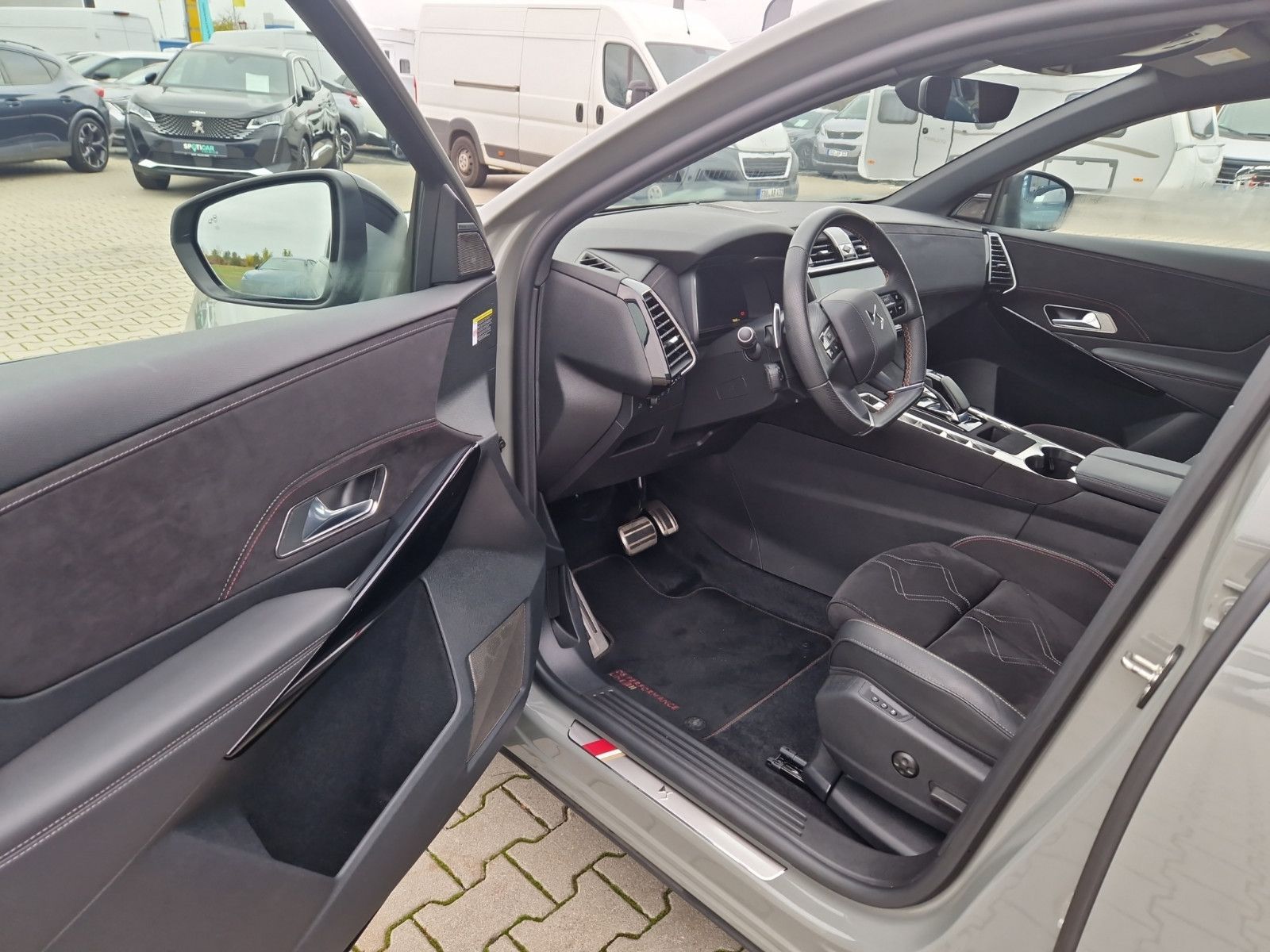 DS Automobiles DS7 E-Tense 360 Performance Line 4x4