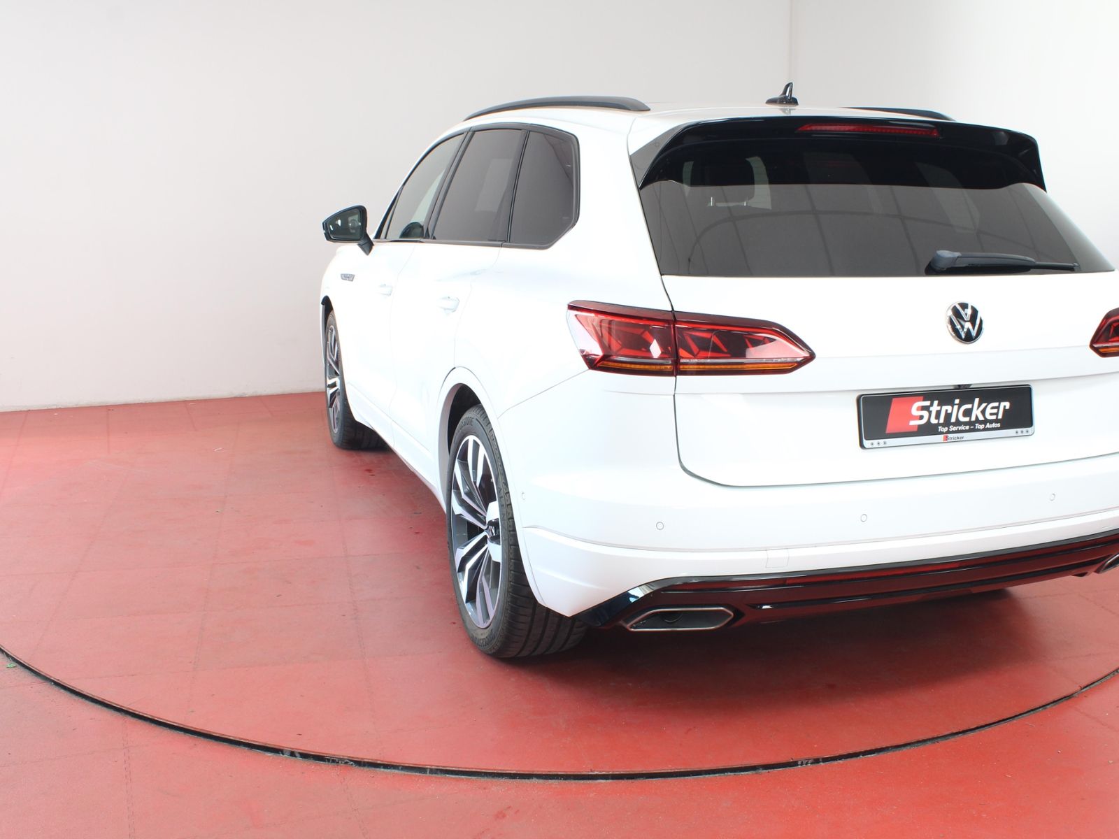 Volkswagen Touareg R-Line Black Style 3.0TDI 582,-ohne Anza