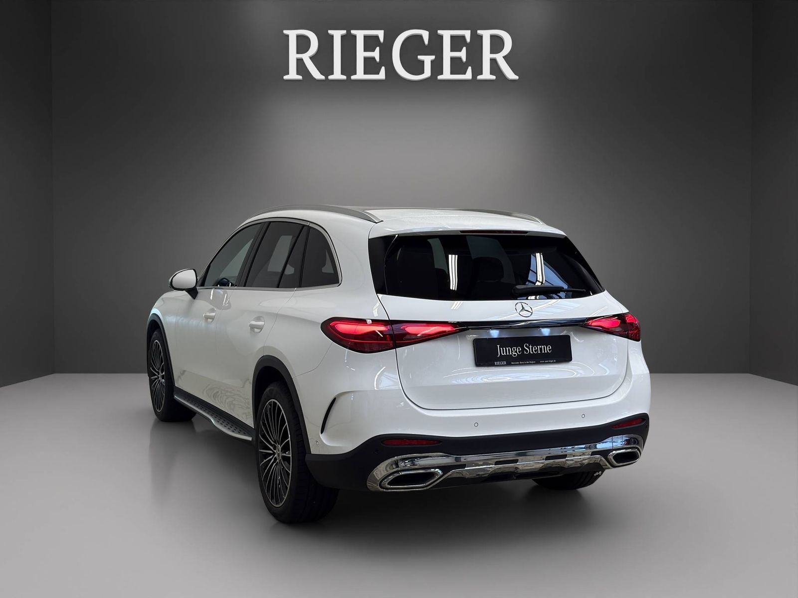 Mercedes-Benz GLC 300 4M AMG-PLUS*PANO-SHD*AHK*20"*360°-Kamera