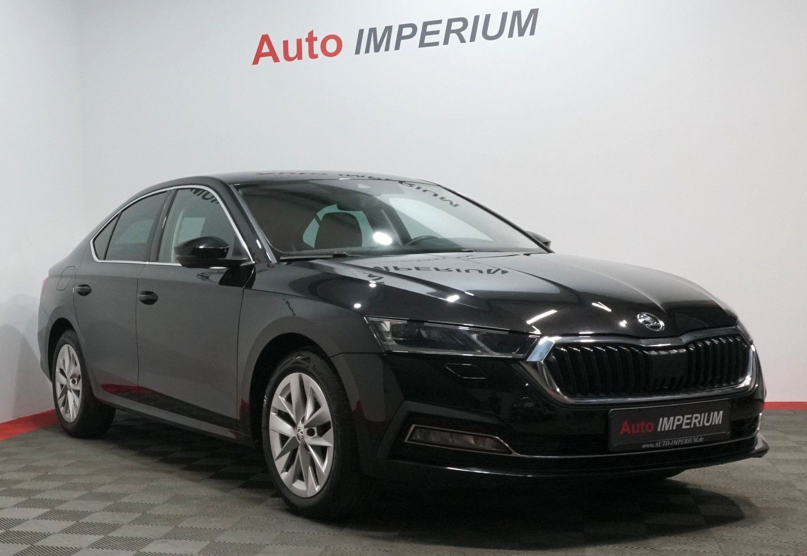 Skoda Octavia Lim. Style 2.0 TDI *Matrix*NAVI*HUD*