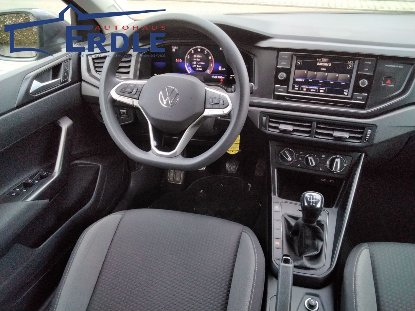 Volkswagen Taigo 1.0 TSI - Samsaru's Car Outlet