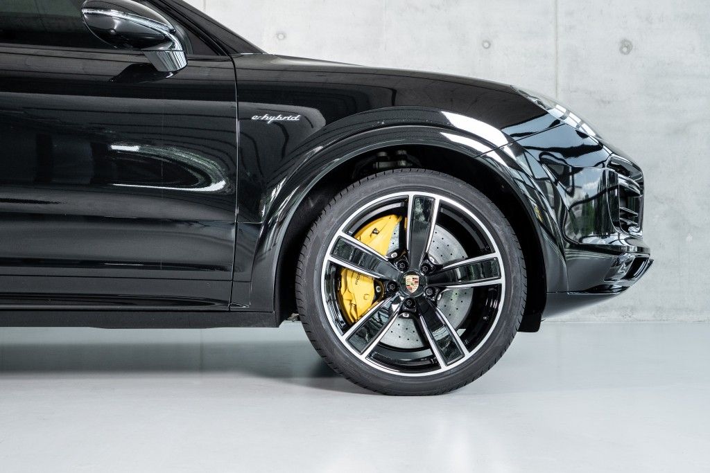 Porsche Cayenne Turbo S E-Hybrid Top Zustand
