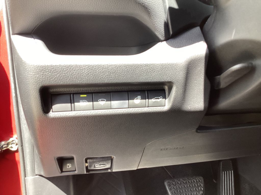 Toyota RAV 4 2.5 4x4 Hybrid - Samsaru's Car Outlet