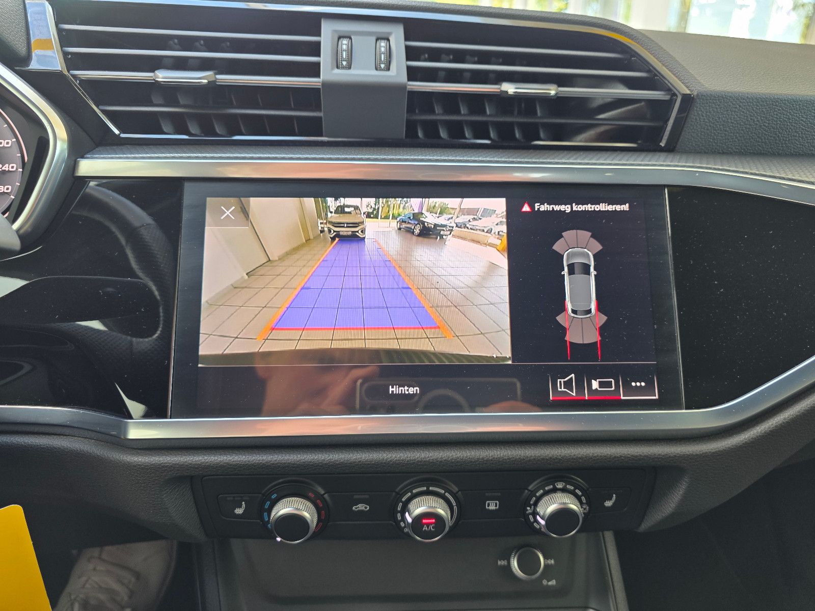 Audi Q3 Sportback 40TFSI quattro S Line - Samsaru's Car Outlet