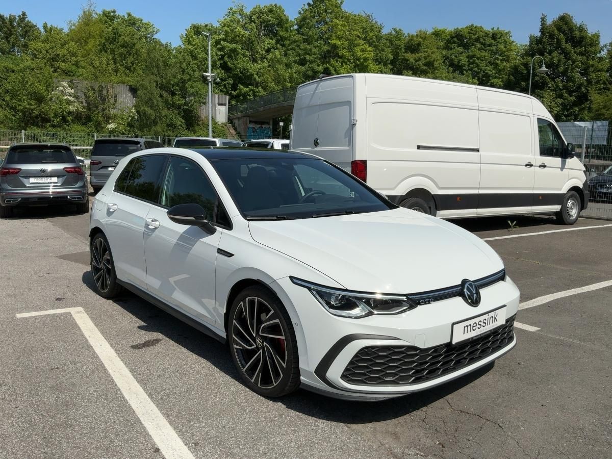 Volkswagen Golf VIII 2.0 TDI GTD - Samsaru's Car Outlet