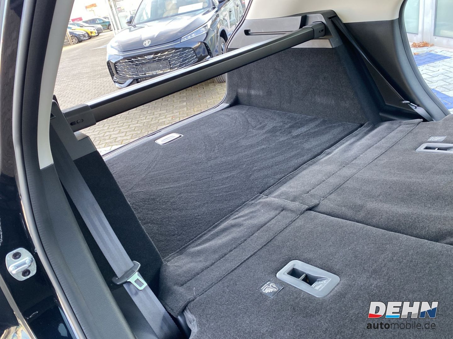 MG EHS PHEV 1.5 T Luxury 360 ACC Panorama Sportsitz