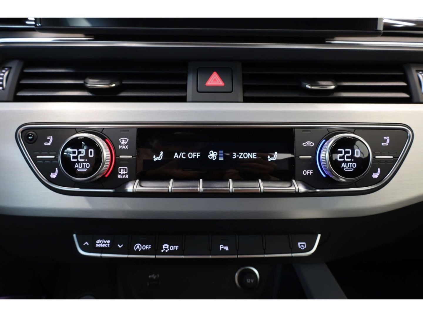 Audi A5 Cabriolet 45 TFSI qu. S line AHK/Matrix/NAV