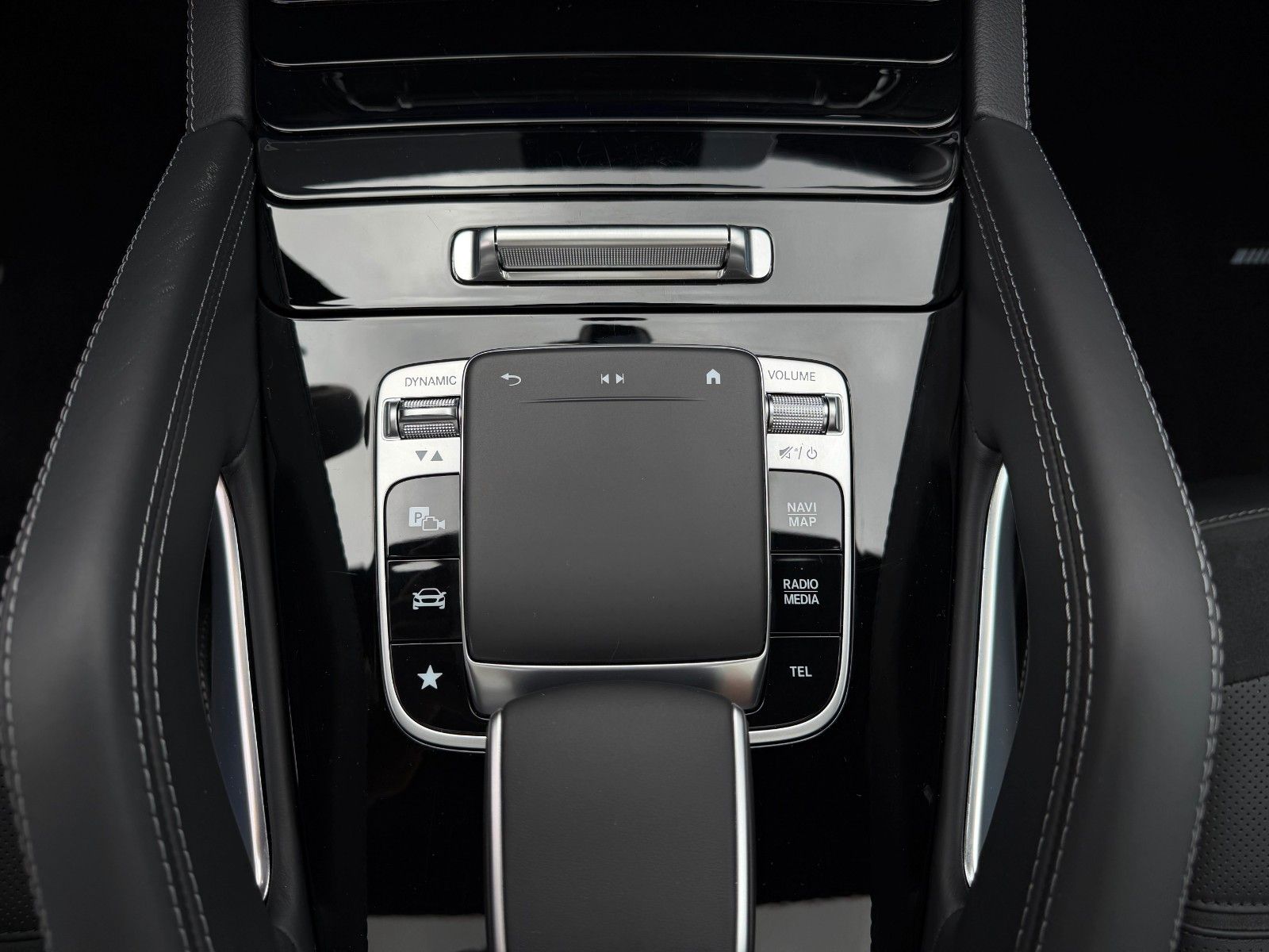 Mercedes-Benz GLE 53 AMG 4M+ PANO*Carbon*DISTR+*AHK*Massage