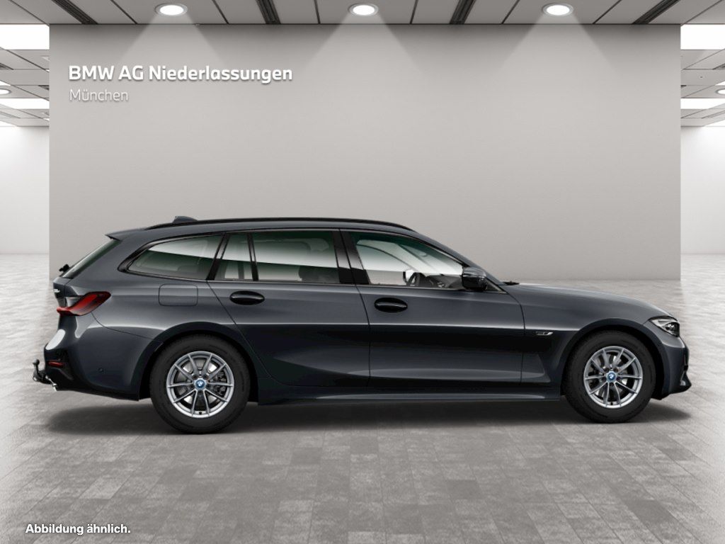 BMW 330e Touring Sport Line - Samsaru's Car Outlet