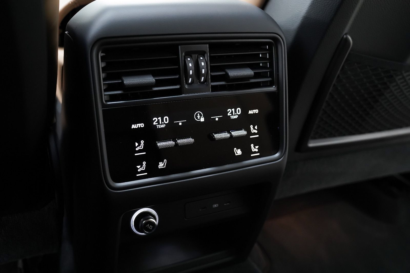 Porsche Cayenne Turbo E-Hybrid SportDesign PCCB PDCC