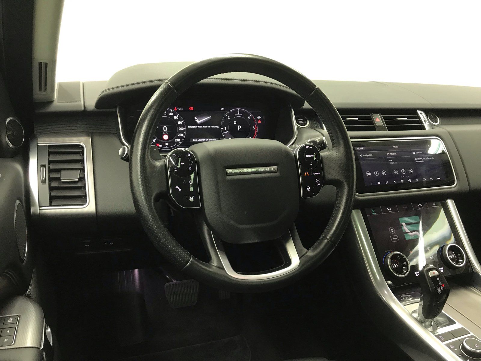Range Rover Sport D250 HSE - Samsaru's Car Outlet