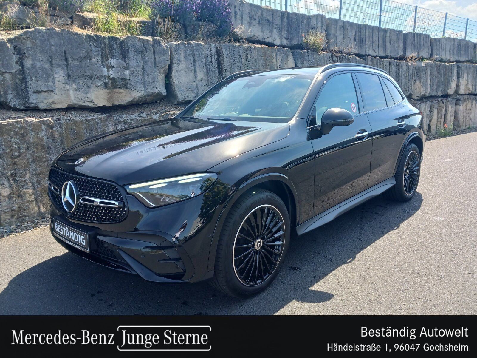 Mercedes-Benz GLC 220 d 4M AMG-PREMIUM+PANO+STAND-HZ+20"+AHK+N