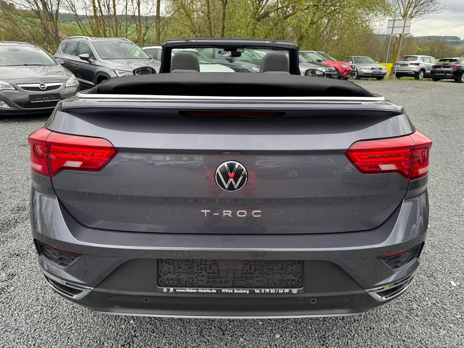 Volkswagen T-Roc 1.5 TSI Style - Samsaru's Car Outlet
