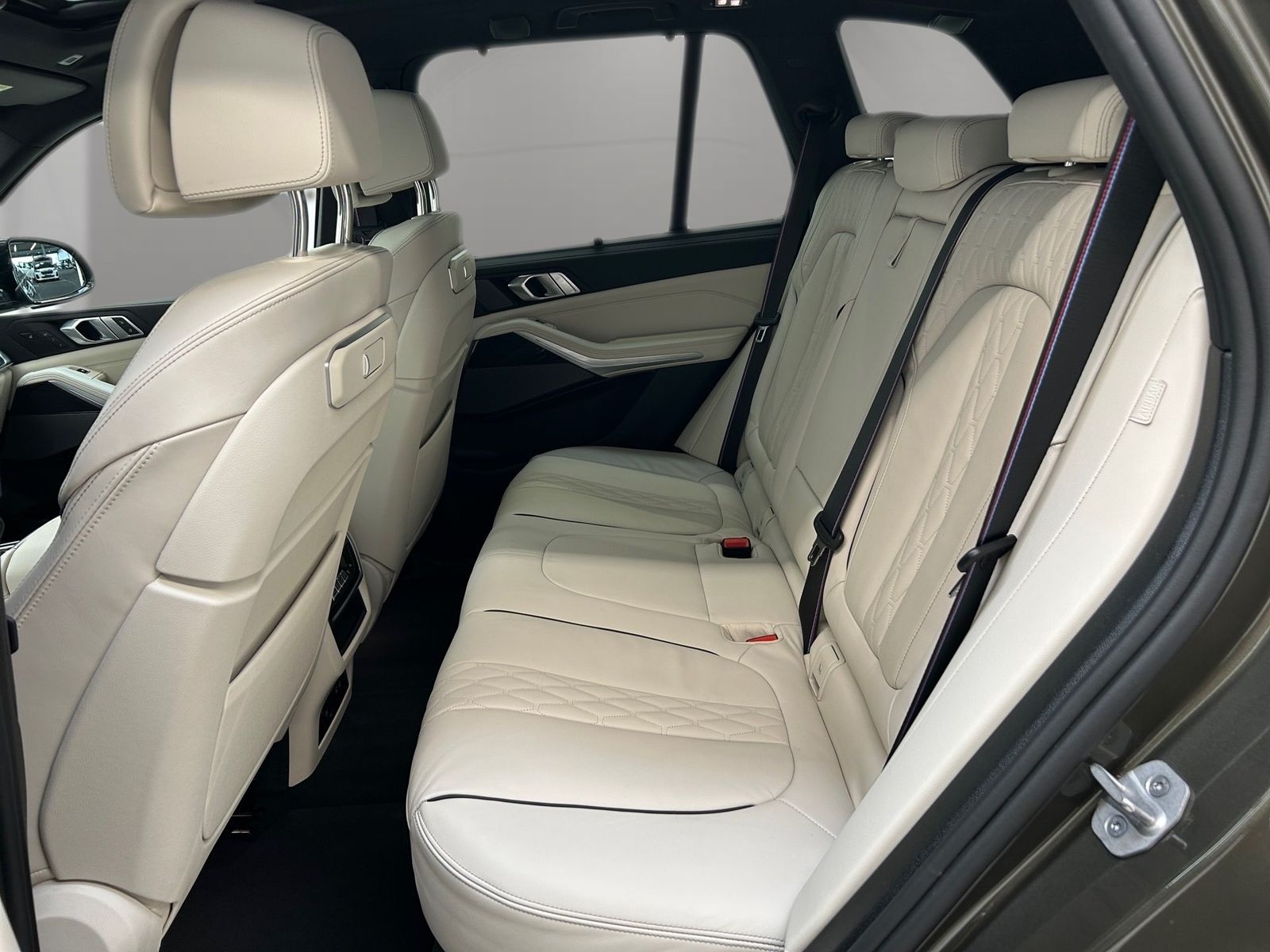BMW X5 xDrive50e M Sport Massage AHK Harman/K LED