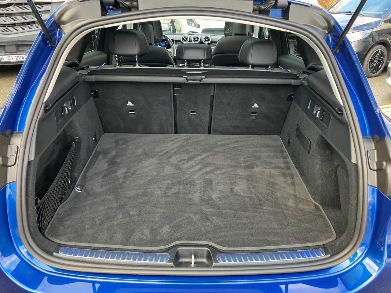 Mercedes-Benz GLC 220 d 4M Avantgarde AHK+Pano+Distr+AdvSound