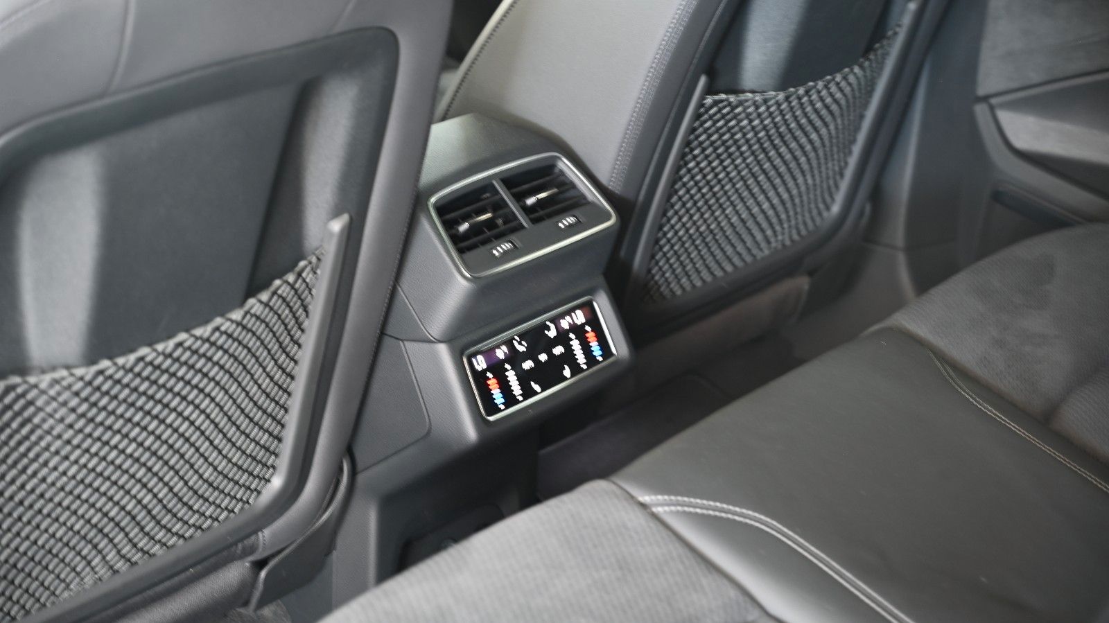 Audi e-tron Sportback 50 quattro S line/HUD/PANO