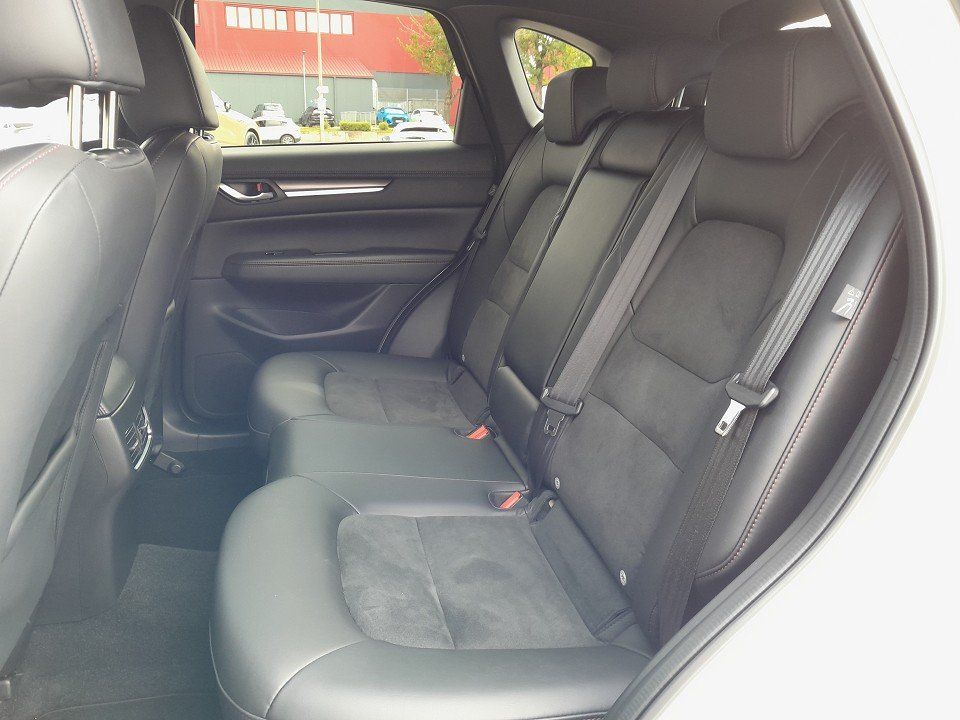 Mazda CX-5 SKY-G 2.5 M-HYBRID 194PS FWD 6AT HOMURA MAT