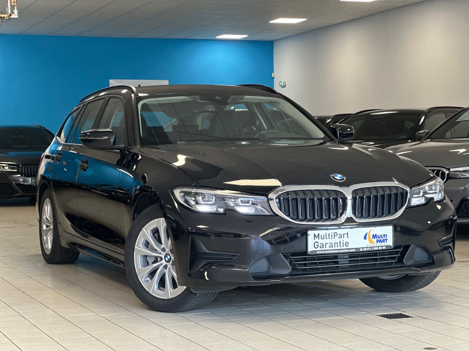 BMW 330e - Samsaru's Car Outlet