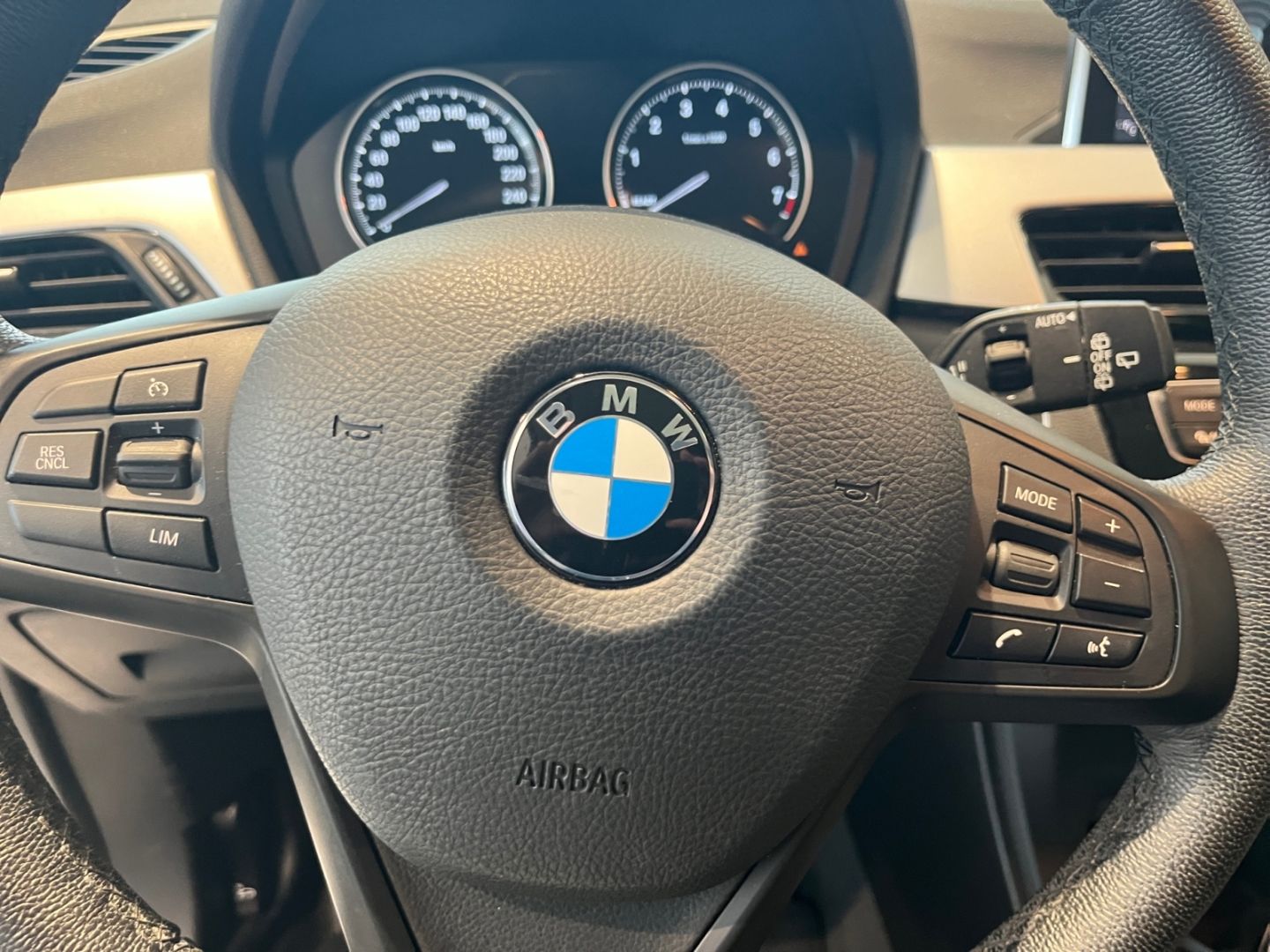 BMW X1 xDrive25e Advantage - Samsaru's Car Outlet