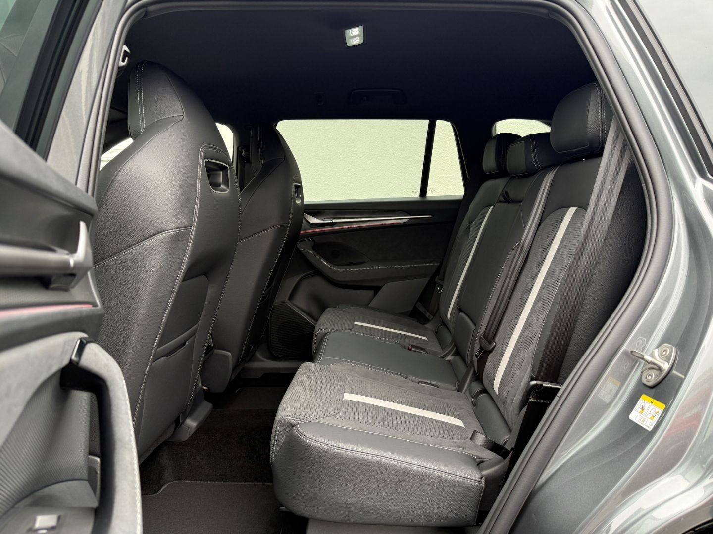 Skoda Kodiaq II 1.5 TSI iV DSG Sportline DCC AHK Matri
