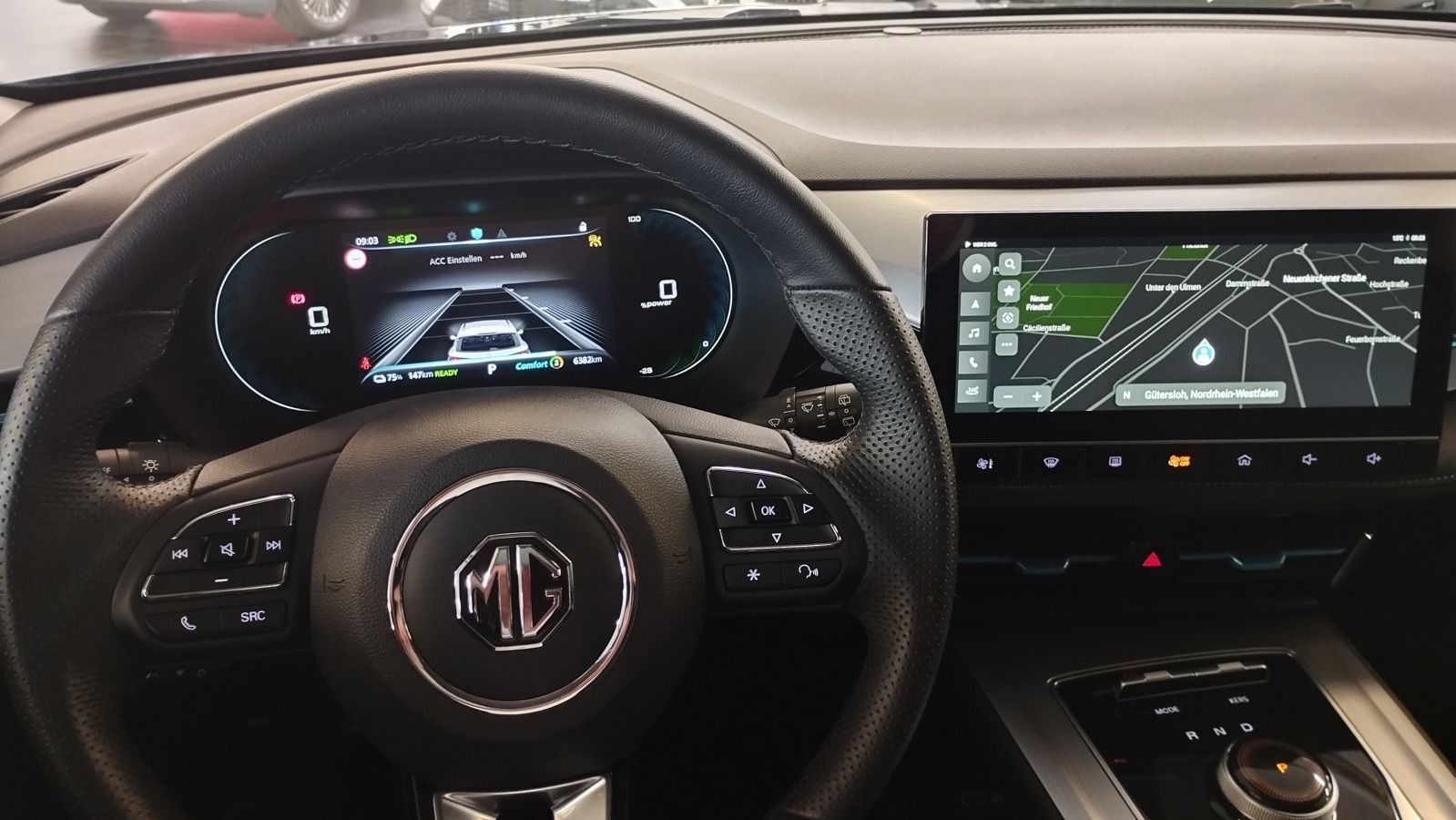 MG5  Lux. Leder, Navi, Kamera, elektrischer Sitz