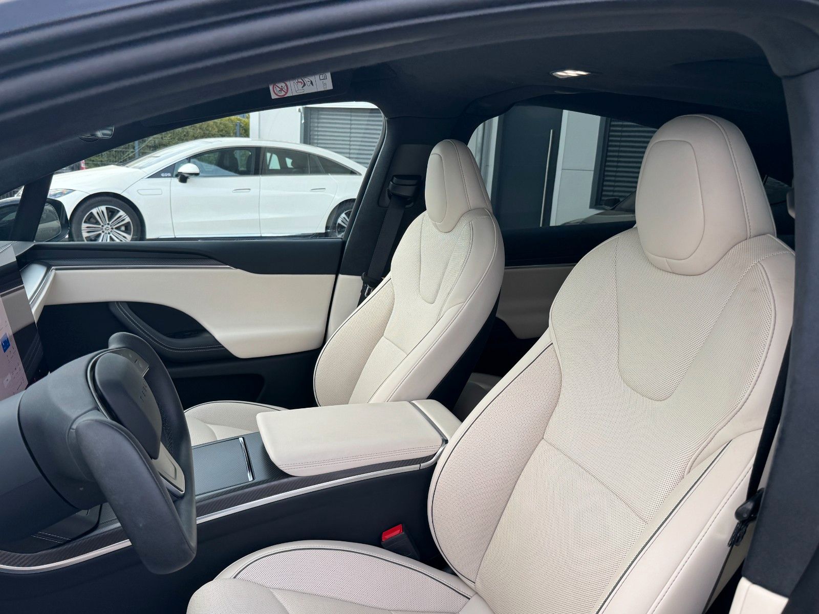 Tesla MODEL X PLAID | HARWARE 4 | 6SEAT | MATRIX LED