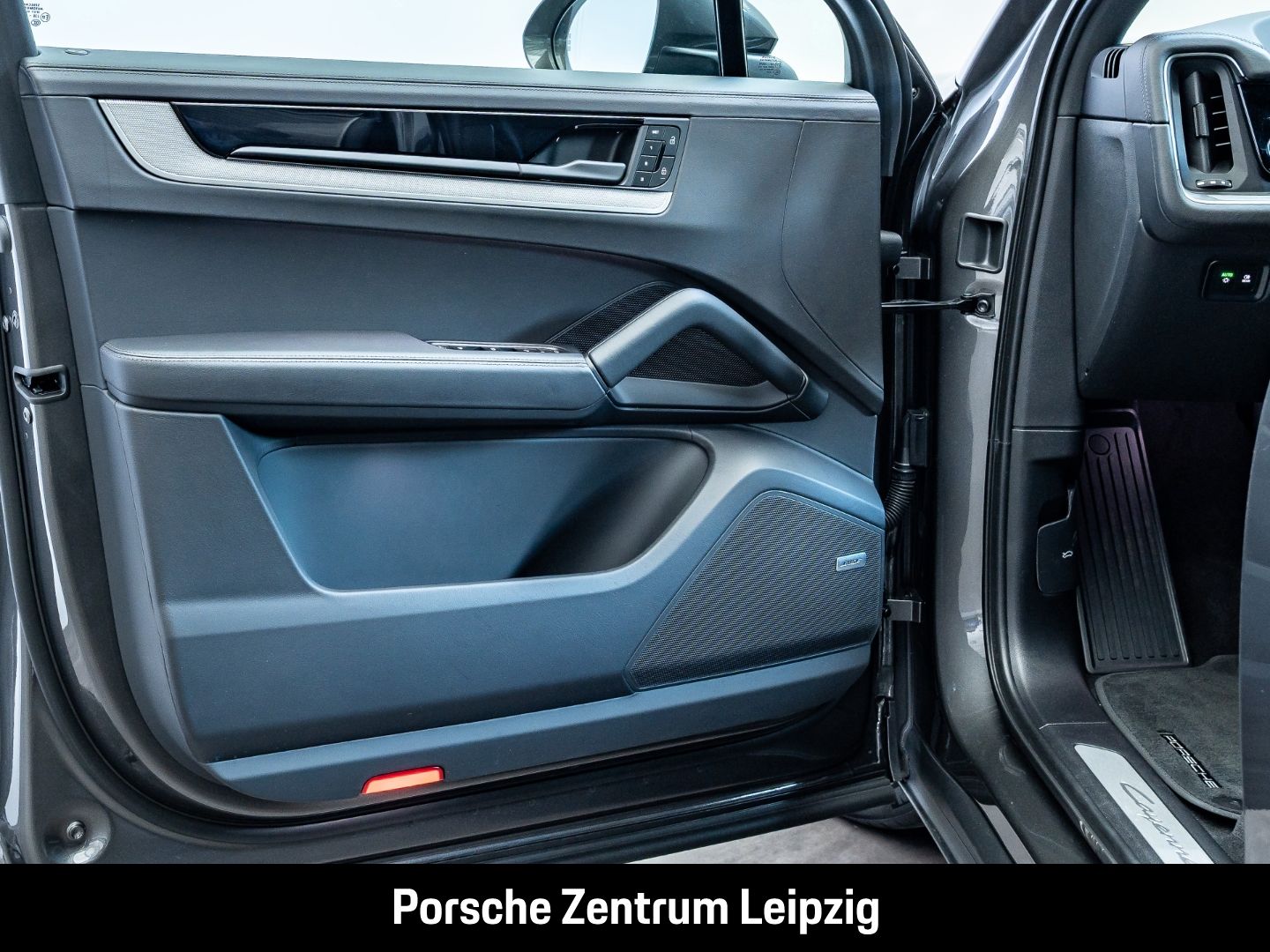 Porsche Cayenne S E-Hybrid AHK InnoDrive HeadUp Matrix