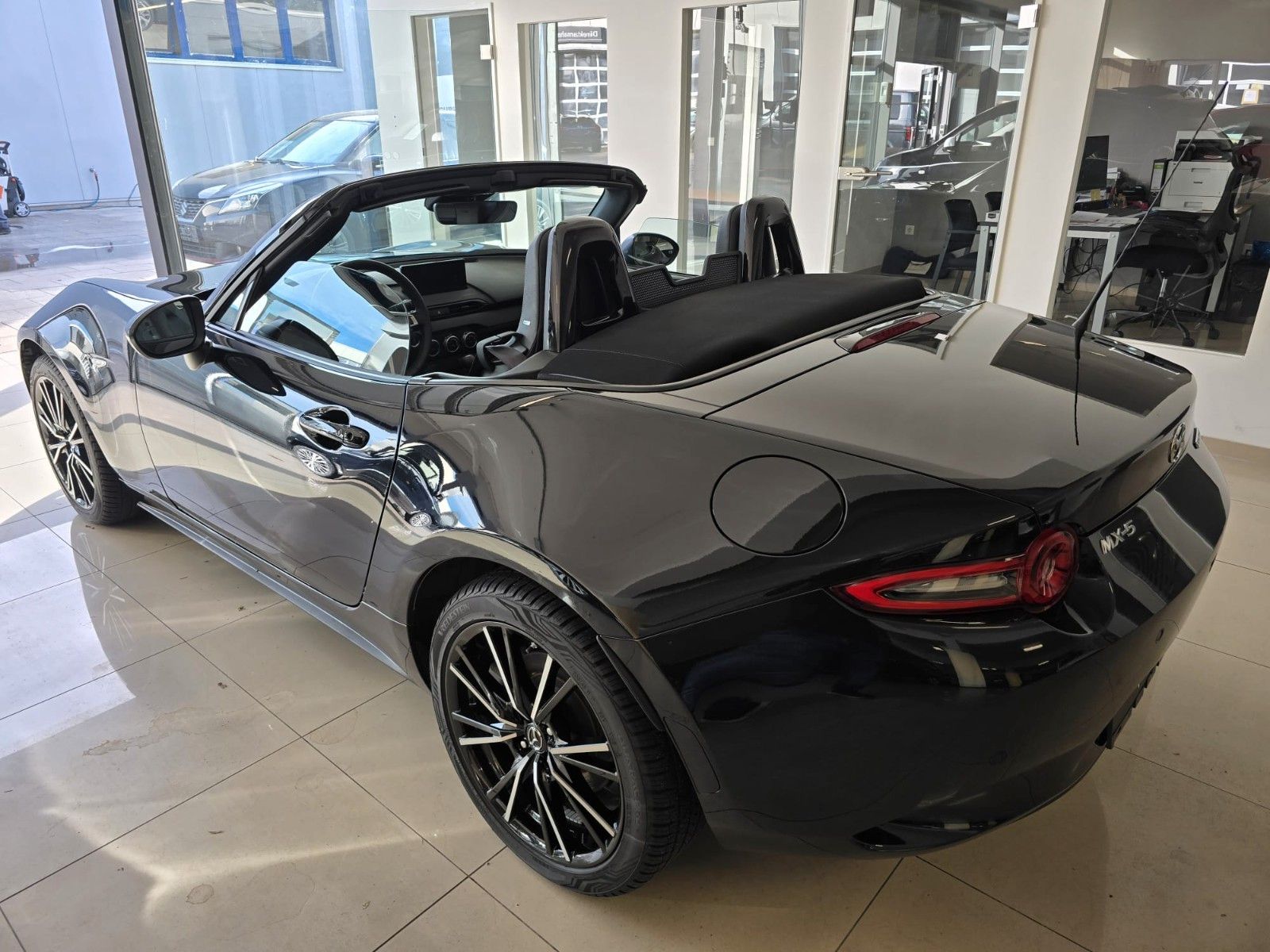Mazda MX-5 Exclusive-Line 184PS *NAV*BOSE*LED *RFK