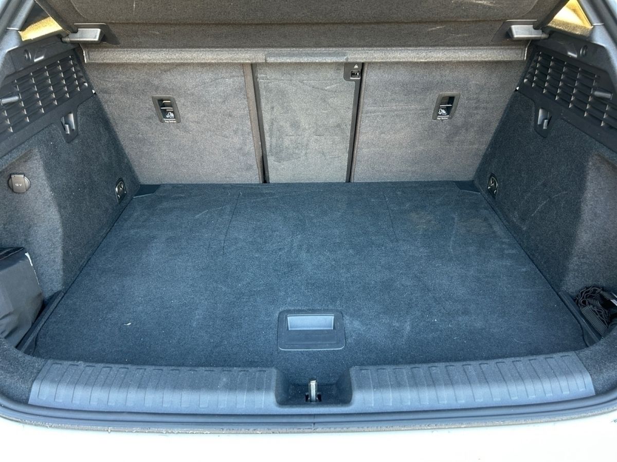 Audi A3 Sportback 30 TFSI S line - Samsaru's Car Outlet