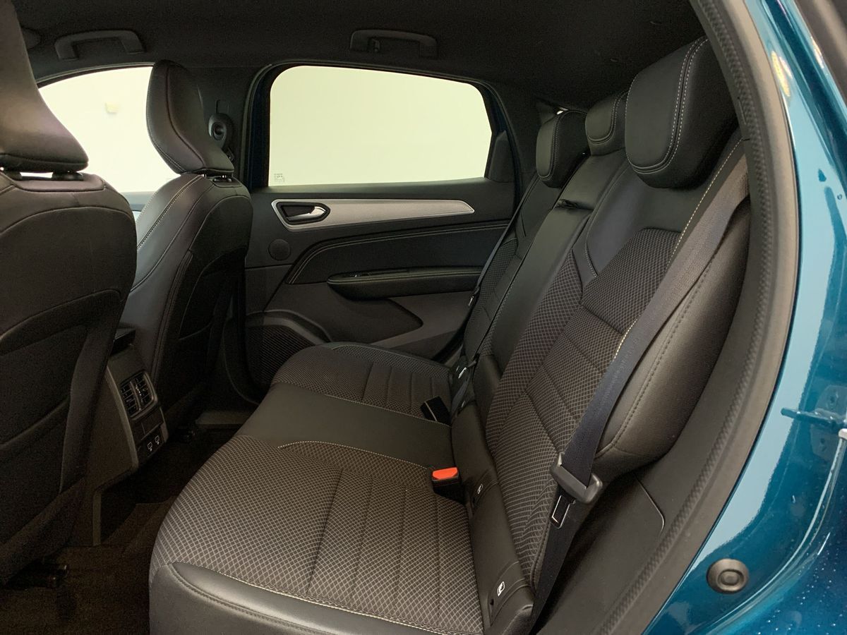 Renault Arkana TECHNO MILD HYBRID - Samsaru's Car Outlet