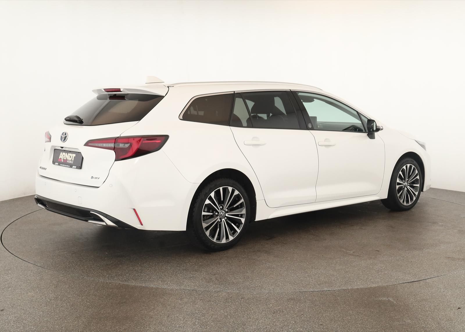 Toyota Corolla Touring Sports 1.8 CVT Team D Navi Kam